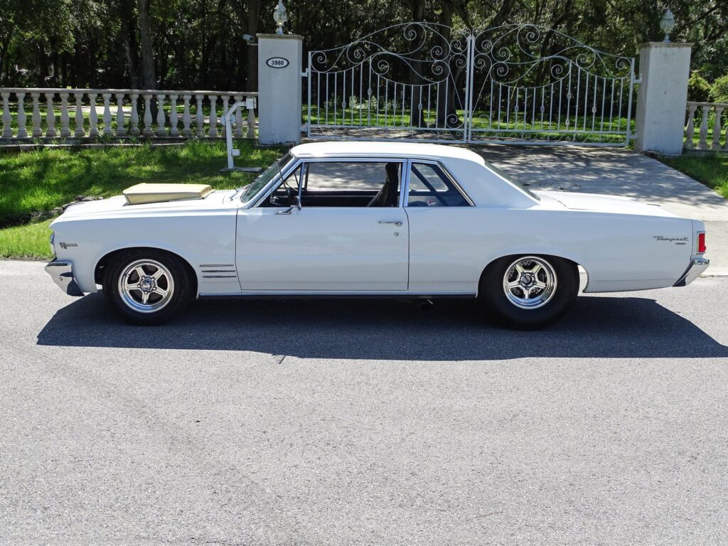 1964 Pontiac Tempest