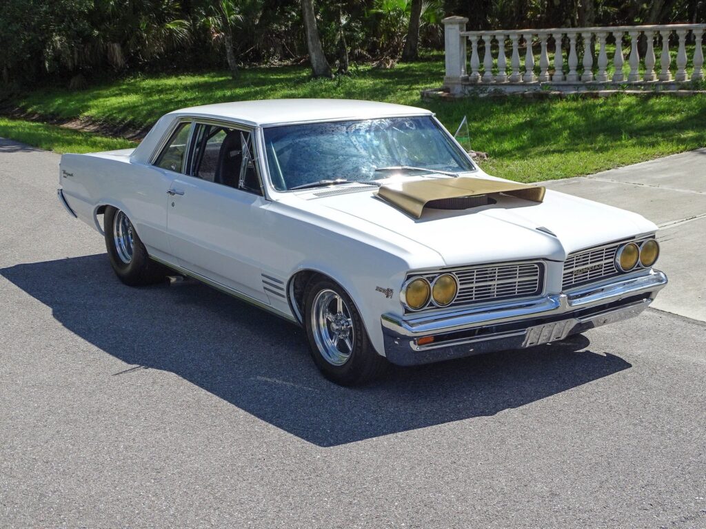 1964 Pontiac Tempest